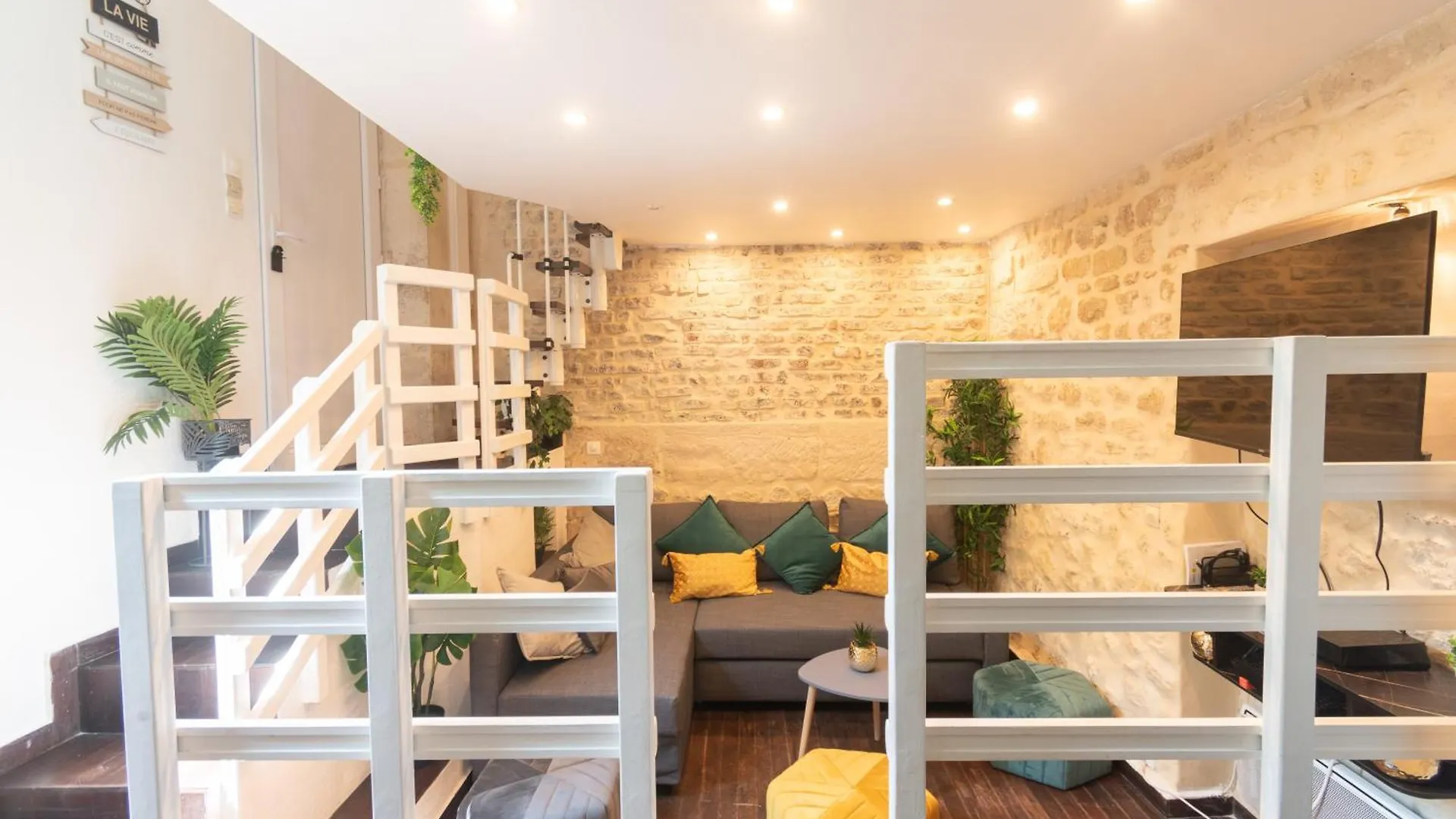 Апартаменты Duplex Parisien Metro13