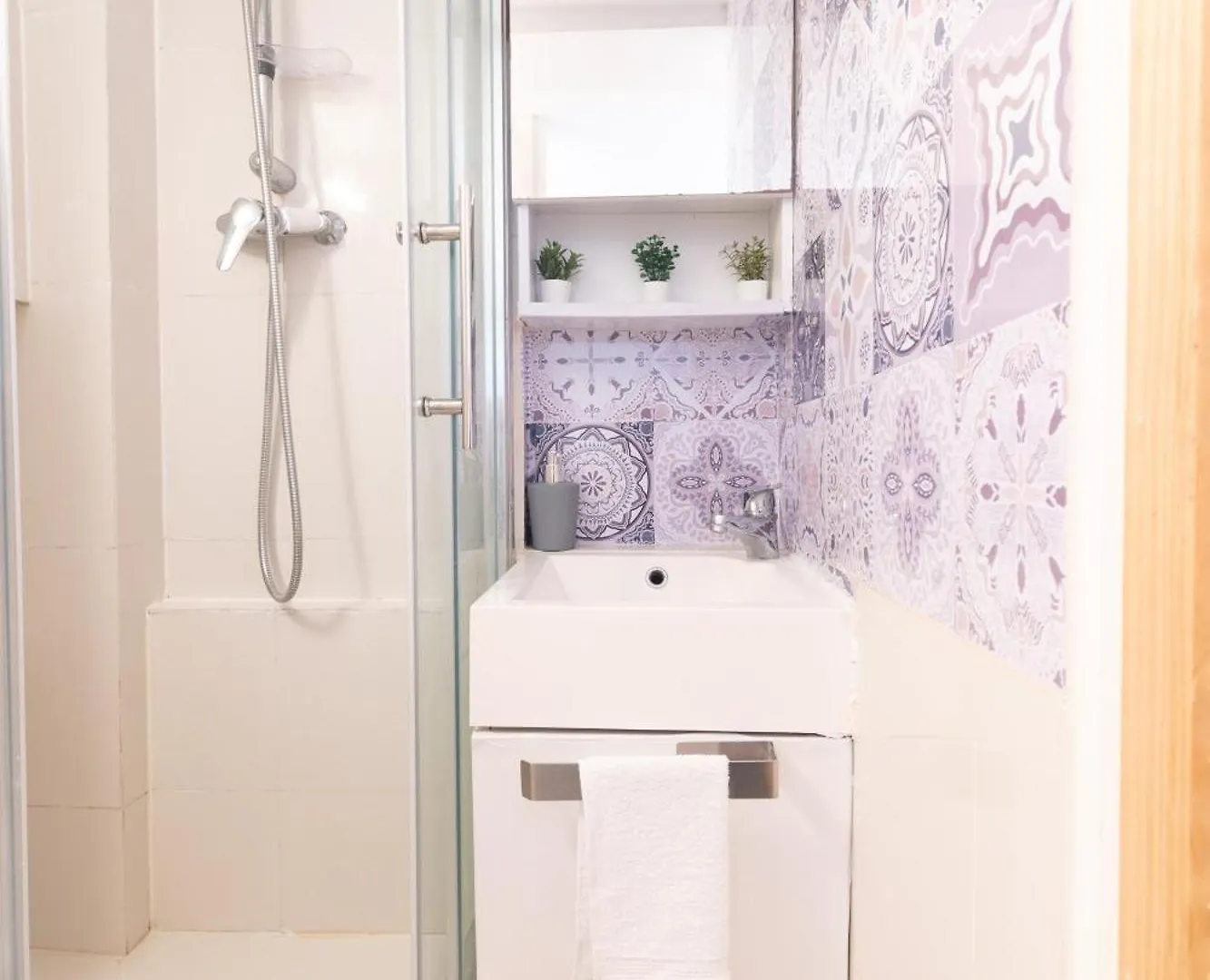 Duplex Parisien Metro13 * باريس